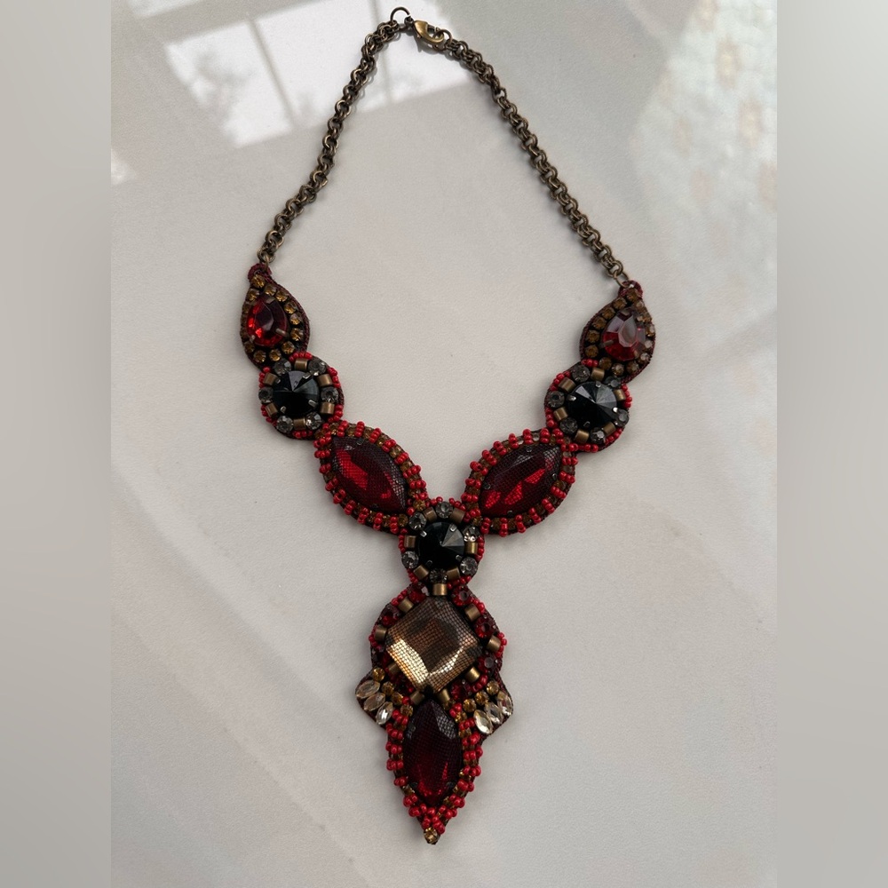 Gorgeous RARE Anthropologie “Epitome” Pendant Necklace - Picture 5 of 11